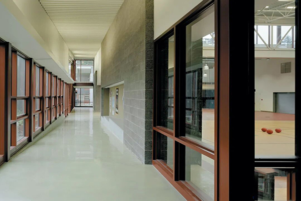 本杰明富兰克林理工学院.jpg